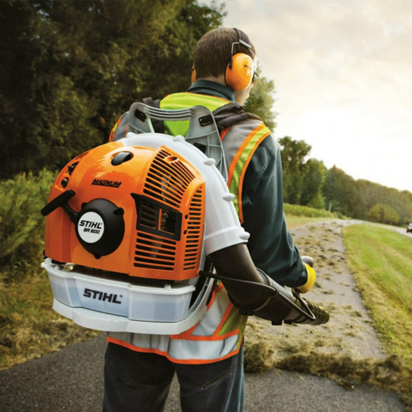 Воздуходувка бензиновая STIHL BR 600  в Севастополе