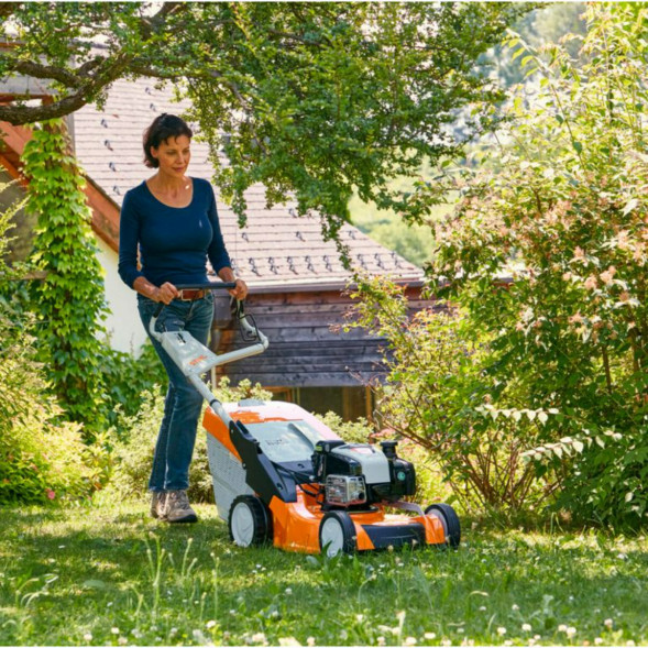 Бензиновая газонокосилка STIHL RM 650 V в Севастополе