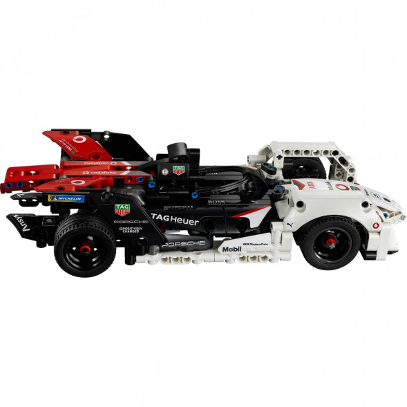 Конструктор LEGO Technic 42137 Formula E Porsche 99X Electric в Севастополе