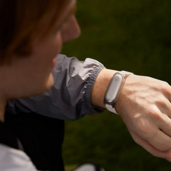 Диктофон Plaud NotePin с ChatGPT, Silver в Севастополе