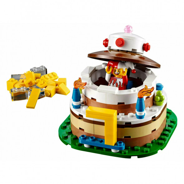 Конструктор LEGO Seasonal 40153 Торт на День Рождения в Севастополе