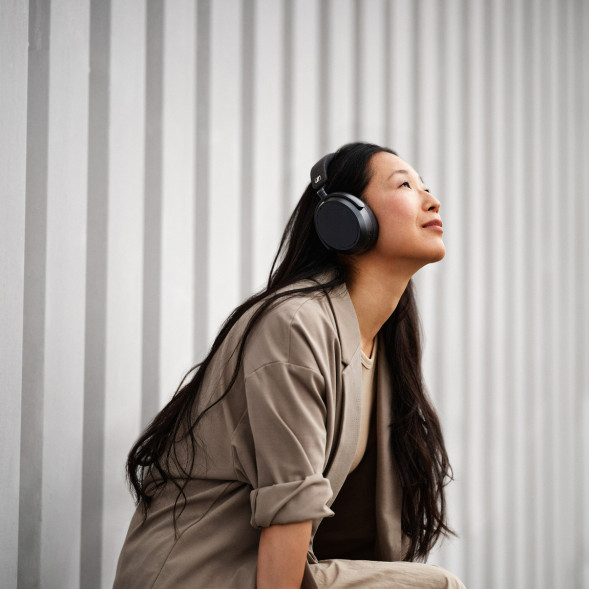 Беспроводные наушники Sennheiser Momentum 4 Wireless, Graphite в Севастополе