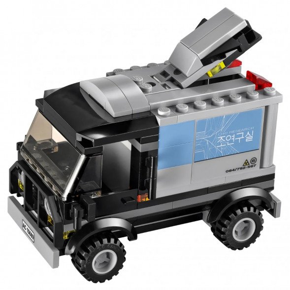 Конструктор LEGO Super Heroes 76032 Погоня на Квинджете Мстителей в Севастополе