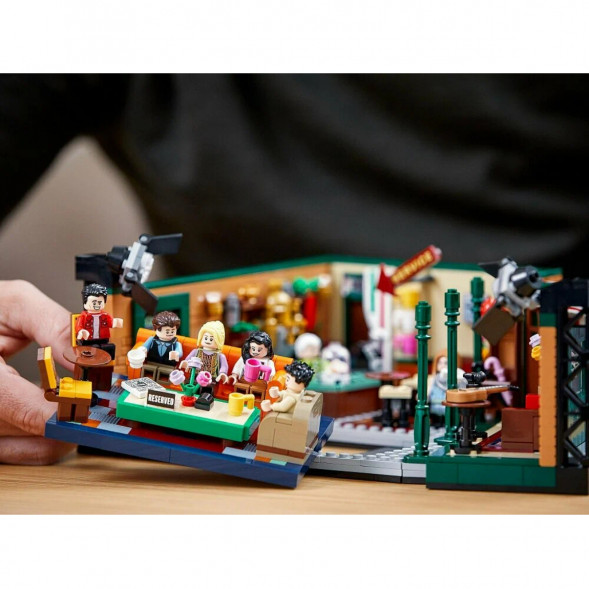 Конструктор LEGO Ideas 21319 Центральный парк Кафе Друзей в Севастополе