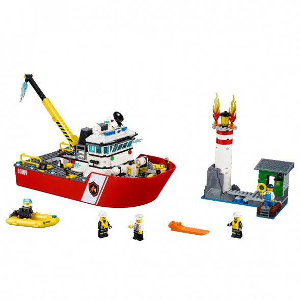 Конструктор LEGO City 60109 Пожарный катер в Севастополе
