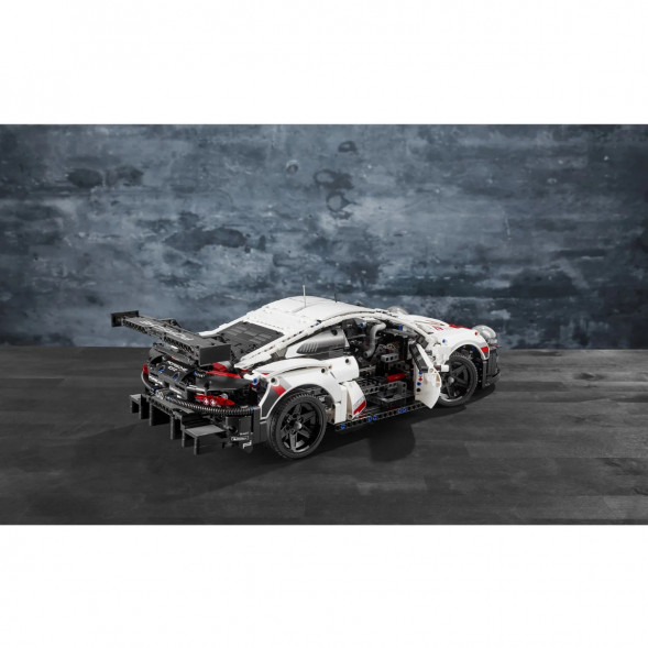 Конструктор LEGO Technic 42096 Porsche 911 RSR в Севастополе