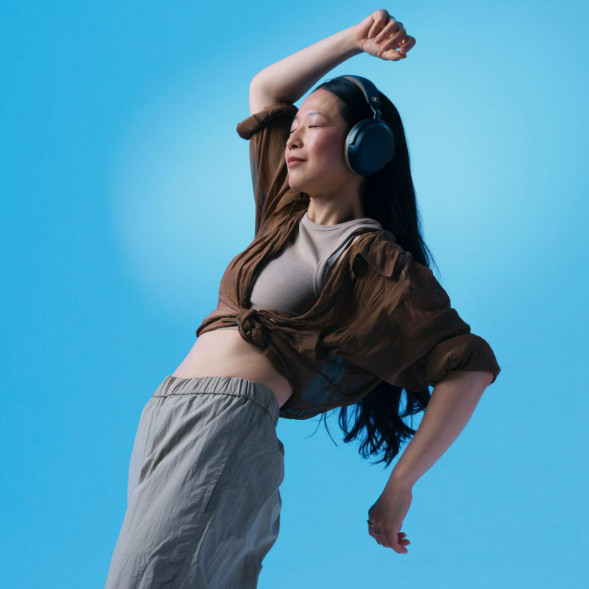 Беспроводные наушники Sennheiser Momentum 4 Wireless, Denim в Севастополе