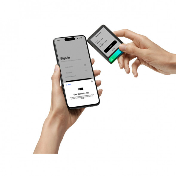 Аппаратный криптокошелек Ledger Flex, зеленый в Севастополе